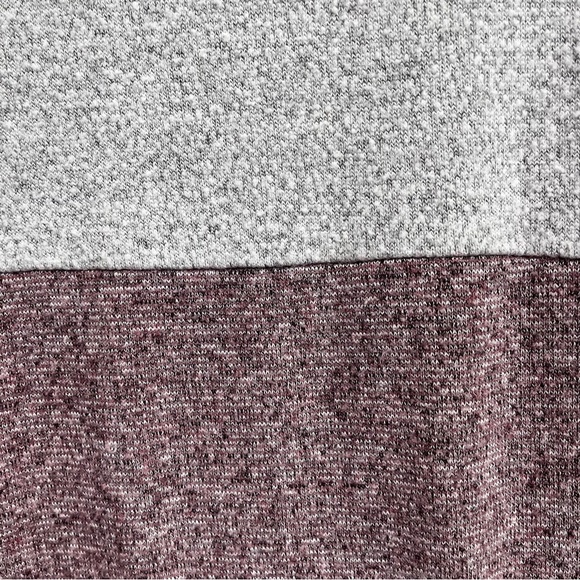 Pink Clover Gray Color Block Twist Hem Fleece Top - Picture 5 of 8